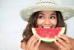 કોરોના વેક્સિન લગાવ્યાં પહેલા અને બાદ શું ખાશો? જાણો શું કહે છે એક્સપર્ટ?