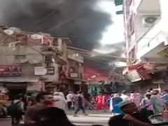 दिल्ली के नूर नगर इलाके में आग से करीब 50 झुग्गियां हुई खाक, कोई हताहत नहीं