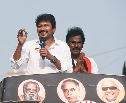 dmk youth wing secretary udhayanithi stalin exclusive interview to abp nadu பிரசாரத்தில் பர்க்கர், பீட்சாதான் சாப்ட்டேன்: உதயநிதி ஸ்டாலின் பகிரும் தேர்தல் அனுபவங்கள்