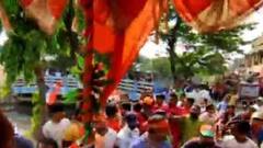 West Bengal Election 2021: বরানগরে পার্নোকে 'হেনস্থা', থানার সামনে পুলিশ-বিজেপি ধস্তাধস্তি