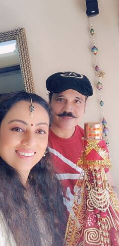 Gudi padwa 2021 | गुढीपाडव्यानिमित्त यश- गौरी टोंकचं सहकुटुंब फोटोशूट