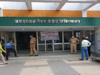 नागपुरात कोरोनाबाधितांच्या मृत्यूनंतर रुग्णालयाबाहेर नातेवाईकांकडून तोडफोड; गेल्या तीन दिवसातील दुसरी घटना