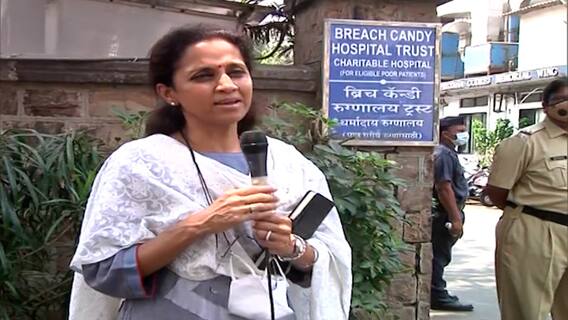 एकाच वेळी दोन जबाबदाऱ्या; शरद पवार रुग्णालयात, सुप्रिया सुळेंचं 'ब्रीच कॅण्डी'च्या गेटवरुन भाषण