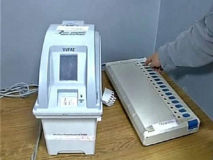 पश्चिम बंगाल में 100 प्रतिशत EVM-VVPAT मिलान की मांग SC ने खारिज की, TMC नेता ने दाखिल की थी याचिका Supreme Court rejects plea by Trinamool Congress leader Demanding 100 percent VVPAT verification of votes ann पश्चिम बंगाल में 100 प्रतिशत EVM-VVPAT मिलान की मांग SC ने खारिज की, TMC नेता ने दाखिल की थी याचिका
