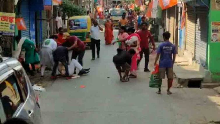 WB Election 2021 political clash in the rally of Parno Mittra today in Baranagar today Parno Mitra Rally Clash: প্রচারের শেষ লগ্নে অশান্তি, পার্নো মিত্রকে হেনস্থা, মিছিলে হামলার অভিযোগ, বিজেপি-তৃণমূল সংঘর্ষ, উত্তপ্ত বরানগর