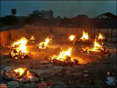 कोरोना का कहरः हर तरफ दिख रहा है मौत का मंजर, श्मशान-कब्रिस्तान में अंतिम संस्कार के लिए भी वेटिंग