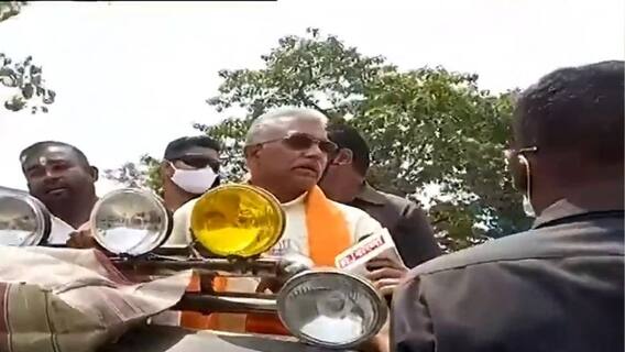 WB Election 2021: কোথাও প্রভাতফেরি, কোথাও শোভাযাত্রা, নববর্ষে বর্ণময় প্রচারে সব দল