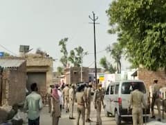 UP Panchayat Election: आगरा में कड़ी सुरक्षा के बीच जारी है मतदान, ड्रोन से की जा रही है निगरानी 