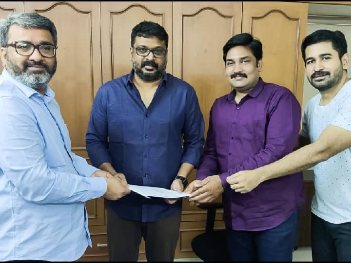 C.S . amudhan vijay antony joined hands for the new flim . சி.ஸ்.அமுதன் மற்றும் விஜய் ஆன்டனி இணையும் புதிய படம் .