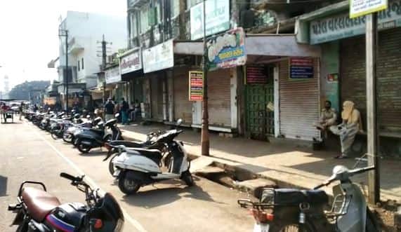 Self Lockdown in Upleta city of Rajkot district સૌરાષ્ટ્રના  આ મોટા શહેરમાં 4 દિવસનું સંપૂર્ણ લોકડાઉન જાહેર, જાણો વધુ વિગતો