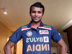 பி.சி.சி.ஐ ஒப்பந்த வீரர்கள் பட்டியலில் இடம்பெறாத நடராஜன் - ரசிகர்கள் அதிருப்தி..