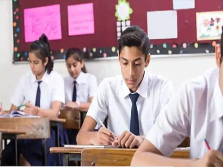 ICSE Board 10th Exam 2021 Cancelled Due To COVID-19 Pandemic ICSE Class 10 Exams Cancelled: कोविड महामारी के कारण ICSE ने कैंसिल की 10वीं बोर्ड की परीक्षा