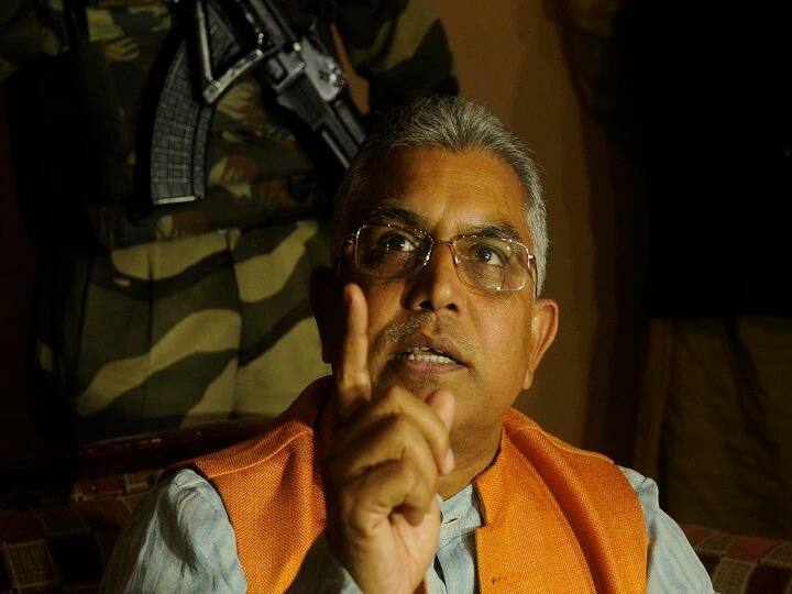 Dilip Ghosh Banned: শীতলকুচি নিয়ে মন্তব্যের জের, দিলীপ ঘোষের প্রচারে ২৪ ঘণ্টা নিষেধাজ্ঞা কমিশনের URL WB Sitalkuchi Violence ECI imposes 24-hour ban BJP chief Dilip Ghosh violation MCC starting 7 pm April 15 Dilip Ghosh Banned: শীতলকুচি নিয়ে মন্তব্যের জের, দিলীপ ঘোষের প্রচারে ২৪ ঘণ্টা নিষেধাজ্ঞা কমিশনের