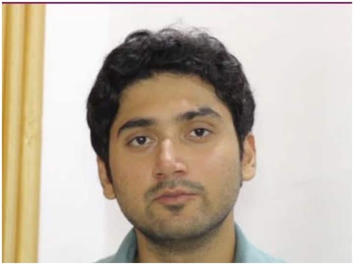 IAS Success Story failed twice in UPSC then changed his strategy and Varjeet passed the exam twice IAS Success Story: यूपीएससी में लगातार दो बार हुए फेल, फिर अपनी रणनीति बदलकर वर्जीत ने दो बार पास की परीक्षा