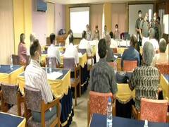 कोरोना के साए में हो रहे बंगाल चुनाव पर EC ने की सर्वदलीय बैठक, BJP से लेकर TMC तक... जानें किसने क्या कहा