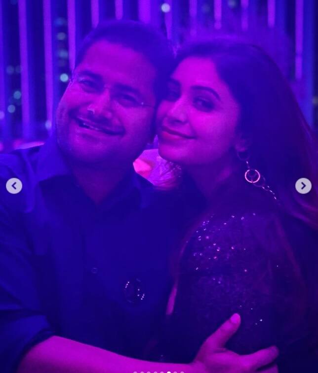 বন্ধু রাহুল দাশগুপ্তর জন্মদিনের পার্টির আয়োজন করা হয় দুবাইতেই। সেই ছবি নিজের ইনস্টাগ্রামে শেয়ার করেছেন ঋতাভরী।