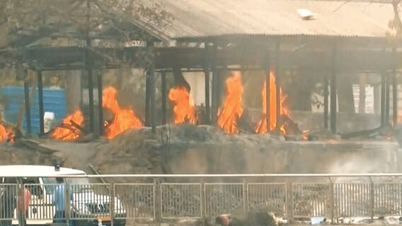 अस्पताल हो या श्मशान, पब्लिक है परेशान, कोरोना की रात की सुबह कब? | इंडिया चाहता है