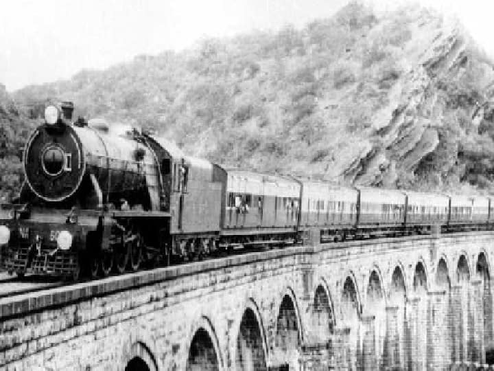indian railway foundation day know facts about indias first train Happy Birthday Indian Railway | भारतातील पहिल्या रेल्वेबद्दलच्या रंजक गोष्टी तुम्हाला माहितीयेत?
