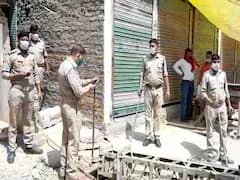 कौशांबी में निर्माणाधीन ओवरब्रिज से गिरा लोहे का पोल, साइकिल सवार बुजुर्ग की दबकर मौके पर हुई मौत