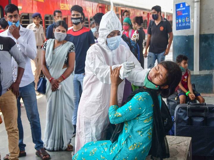 Maharashtra Coronavirus latest update: Maharashtra reports 63,282 new cases, 802 deaths  महाराष्ट्र में नहीं थम रही कोरोना संक्रमण की रफ्तार, आज आए 63 हज़ार से ज्यादा नए मामले और 802 की गई जान