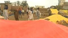 ਵਿਗੜ ਰਹੇ ਮੌਸਮ ਨੇ ਵੀ ਕਿਸਾਨਾਂ ਦੀ ਵਧਾਈ ਚਿੰਤਾ