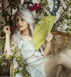 अक्षय कुमारसोबत 'हेराफेरी'त काम करणाऱ्या ह्या बाल अभिनेत्रीला ओळखलं का?