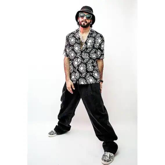 असो, मोठ्या स्टार्ससोबत असे काही घडणे नवीन नाही. त्याऐवजी आपण एवढेच म्हणू की अशा मोठ्या मोठ्या शहरात छोट्या छोट्या गोष्टी होत असतात. अशा विचित्र अपघातांमुळे उत्साहाचे नुकसान होऊ नये. (फोटो - इंस्टाग्राम)