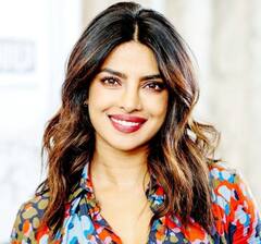 Priyanka Chopra ने मिलाया Kabir Bedi से हाथ, जल्द लॉन्च होगी 'स्टोरीज आई मस्ट टेल: द इमोशनल लाइफ ऑफ द एक्टर'