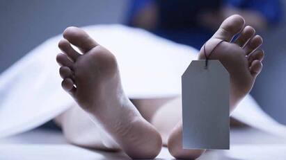 woman death by accident லாரி மோதி பெண் பலி :  இரண்டாவது நாளாக உறவினர்கள் சாலை மறியல்