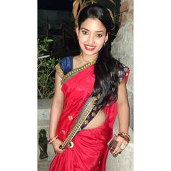 In Pics : साडीतल्या फोटोंमध्ये 'शालू'चा जाळ अन् धूर संगटच! राजेश्वरी खरातचं साडीमधील अद्भुत सौंदर्य