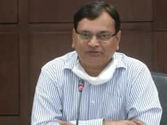 UP: अपर मुख्य सचिव स्वास्थ्य अमित मोहन प्रसाद बोले- 45 साल से ज्यादा उम्र के लोग जरूर करवाएं टीकाकरण