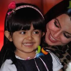 ਮਾਂ ਵਾਂਗ ਬੇਹੱਦ ਖੂਬਸੂਰਤ ਹੈ ਮਹਿਮਾ ਚੌਧਰੀ ਦੀ ਧੀ ਆਰਿਆਨਾ ਮੁਖਰਜੀ, ਤਸਵੀਰਾਂ 'ਚ ਦੇਖੋ ਕਿਊਟਨੈਸ