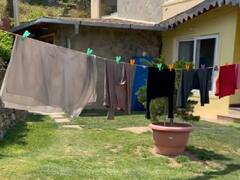 घरी कितीही मोठं असो, तिथं अशा पद्धतीनंच कपडे वाळवले जातात; बॉलिवूड अभिनेत्रीचा व्हिडीओ व्हायरल