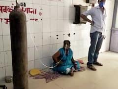 बिहारः आरा में सरकारी व्यवस्था भगवान भरोसे, बेड फुल; अब फर्श पर ही मरीजों को चढ़ाया जा रहा ऑक्सीजन