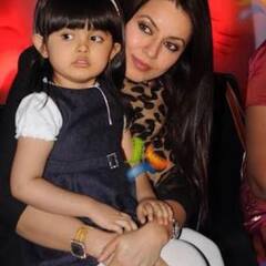 In Pics: मां की तरह खूबसूरत हैं महिमा चौधरी की बेटी अरियाना मुखर्जी, तस्वीरों में देखिए उनकी क्यूटनेस