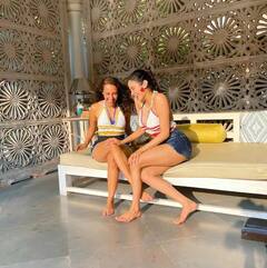 Janhvi Kapoor: মলদ্বীপে অবসরযাপন জাহ্নবীর, শেয়ার করলেন ছবি