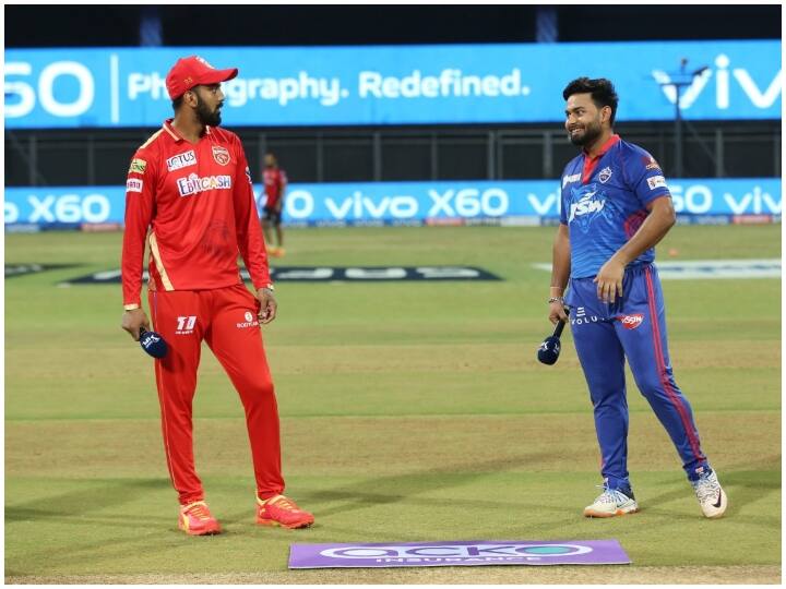 steve smith and lukman meriwala in delhi capitals jalaj saxena in punjab kings DC vs PBKS: स्टीव स्मिथ को मिला डेब्यू का मौका, पंजाब ने भी किया एक बदलाव