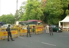 Delhi Weekend Curfew: রাস্তায় ব্যারিকেড, পুলিশি প্রহরা, ছুটির দিনে অচেনা ছবি রাজধানীর