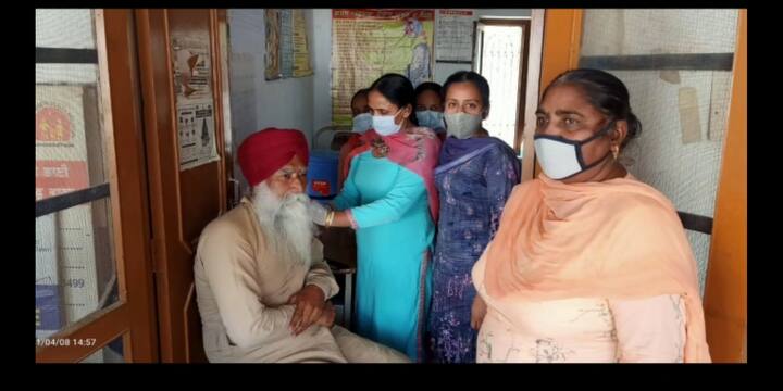 ਕੁਲ 3500 ਆਬਾਦੀ ਵਾਲੇ ਇਸ ਪਿੰਡ ਵਿੱਚ ਲੱਗਭੱਗ 700 ਦੇ ਕਰੀਬ 45 ਸਾਲ ਤੋਂ 'ਤੇ ਦੇ ਲੋਕ ਰਹਿੰਦੇ ਹਨ।