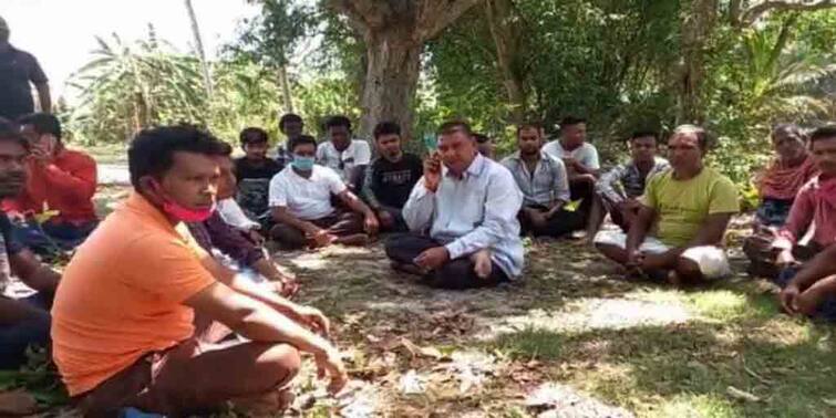 BJP Party Worker Hanging Body Found Kalyanpur MLA Biswajit Kundu sit-in protest Alleging Murder Against TMC WB Election 2021: কালনায় উদ্ধার দলের কর্মীর ঝুলন্ত দেহ, খুনের অভিযোগে অবস্থান বিক্ষোভ বিজেপি প্রার্থীর