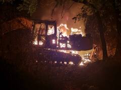 लातूरमध्ये पोकलेनचा विचित्र स्फोट; हवेत उडालेले स्पेयर पार्ट्स लागून दोन जण ठार