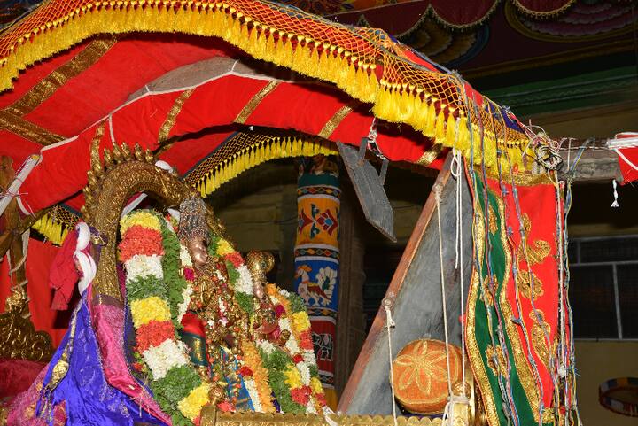 சுவாமி அம்மாள் உலா