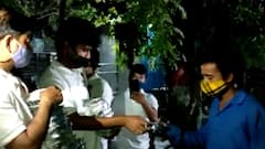 Delhi: कोरोना पीड़ितों के लिए मसीहा बने यूथ कांग्रेस के कार्यकर्ता, हर तरह से कर रहे मदद