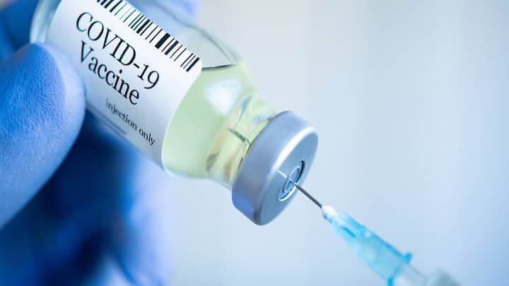 Covid-19 Vaccine Update: Chinese pharma company is starting clinical trials of an inhaled covid-19 vaccine Covid-19 Vaccine Update: चीनी दवा कंपनी की अनूठी पहल, सांस के जरिए देनेवाली कोविड वैक्सीन का ह्यूमन ट्रायल जल्द