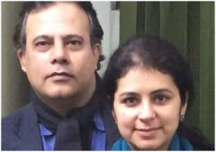 पिछले एक साल से अपनी जान हथेली पर रखकर दूसरों की जिंदगियां बचा रहे डॉक्टर, यहां जानें कोरोना संकट में उनका दर्द