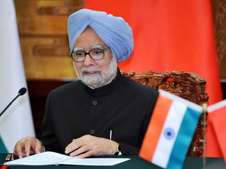 Former PM Manmohan Singh Admitted To AIIMS After Testing Covid-19 Positive; Rahul Gandhi Wishes Speedy Recovery Former PM Manmohan Singh Admitted To AIIMS After Testing Covid Positive; Rahul Gandhi Wishes Speedy Recovery
