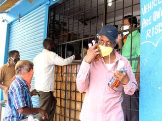 TASMAC Reopen State Govt Released Covid 19 SOPS For liquor shops TASMAC : மதுபான சில்லறை விற்பனை கடைகளில், அதிக அளவில் மதுபானங்கள் வழங்கக்கூடாது : தமிழ்நாடு அரசு