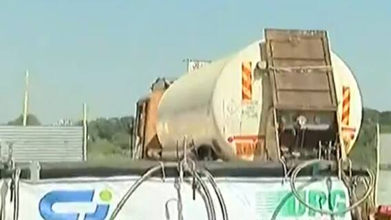 Vadodara: શહેરના આ મેદાનમાં ઓક્સિજનની માંગ પુરી કરવા ફિલિંગ સ્ટેશનનો કરાયો પ્રારંભ, જુઓ વીડિયો