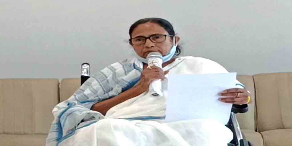 Mamata on coronavirus: নাইট কার্ফু সমাধান নয়, আতঙ্কের কোনও কারণ নেই : মমতা Mamata Banerjee on coronavirus and its precaution measures in Bengal Mamata on coronavirus: নাইট কার্ফু সমাধান নয়, আতঙ্কের কোনও কারণ নেই : মমতা