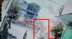 ਪਟਾਕਿਆਂ ਨਾਲ ਭਰੀ ਰੇਹੜੀ ‘ਚ ਹੋਇਆ ਜਬਰਦਸਤ ਧਮਾਕਾ, ਉੱਡੇ ਪਰਖੱਚੇ,1 ਦੀ ਮੌਤ, ਦੇਖੋ Live ਤਸਵੀਰਾਂ